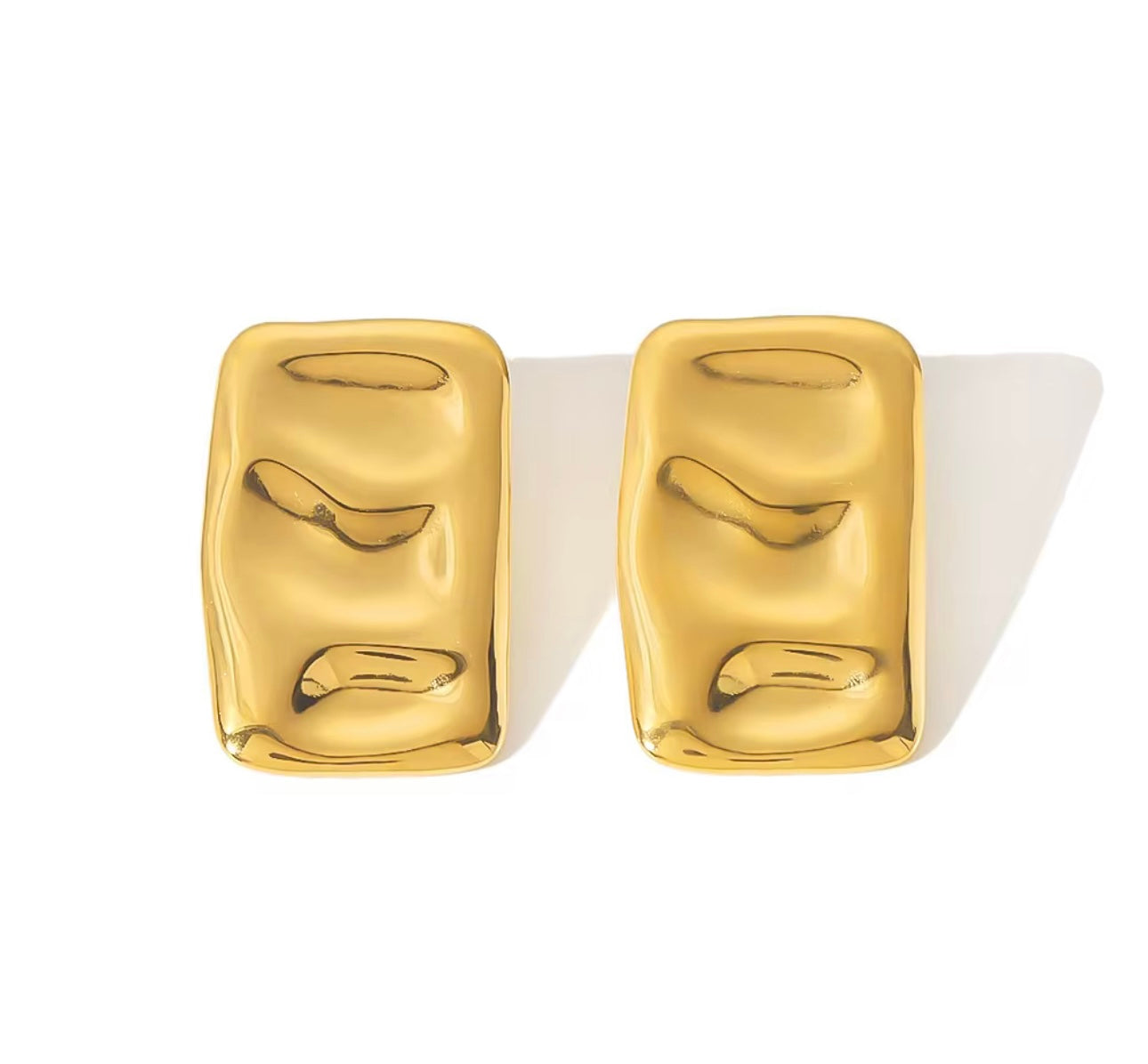 Selena Gold Stud Earrings