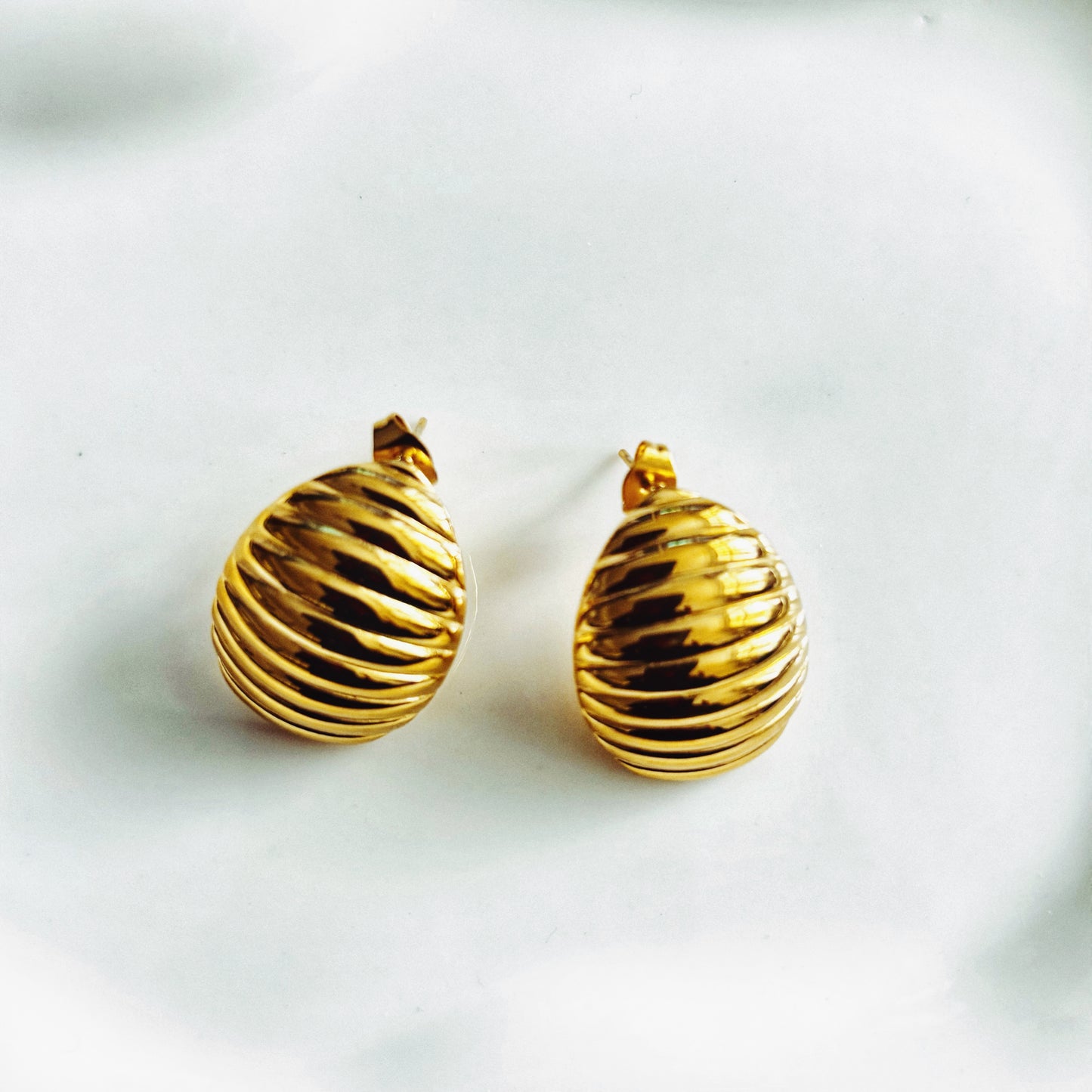 Amira Gold Earrings
