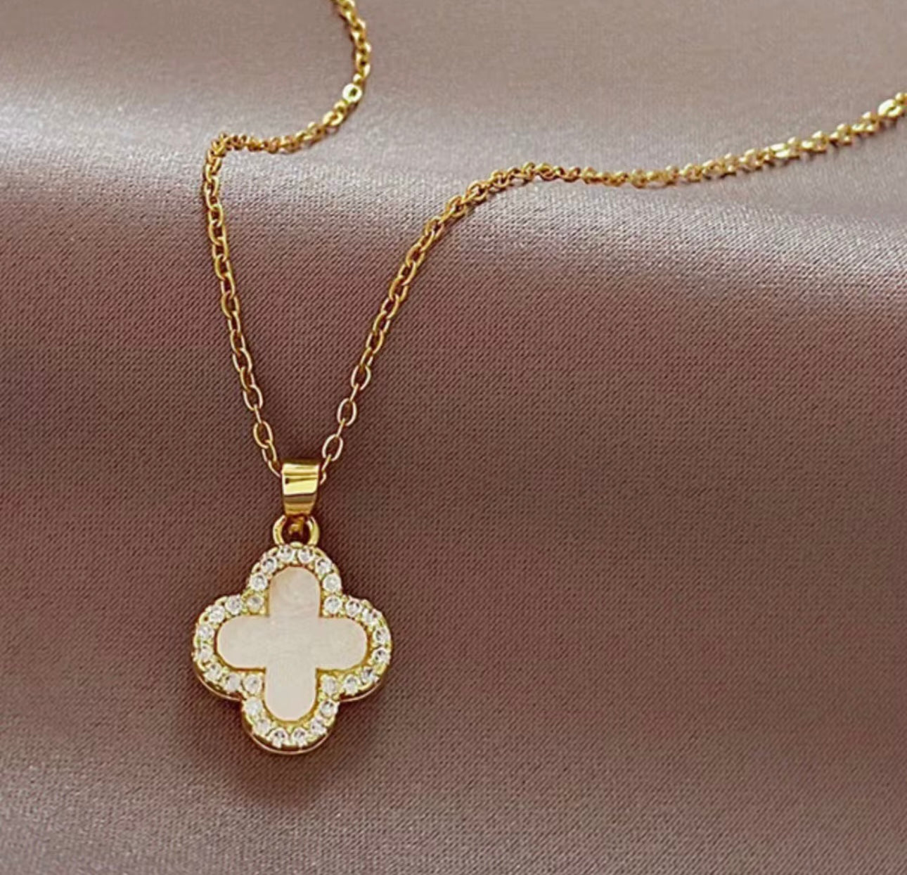 Lucky Star White Clover Pendant Necklace