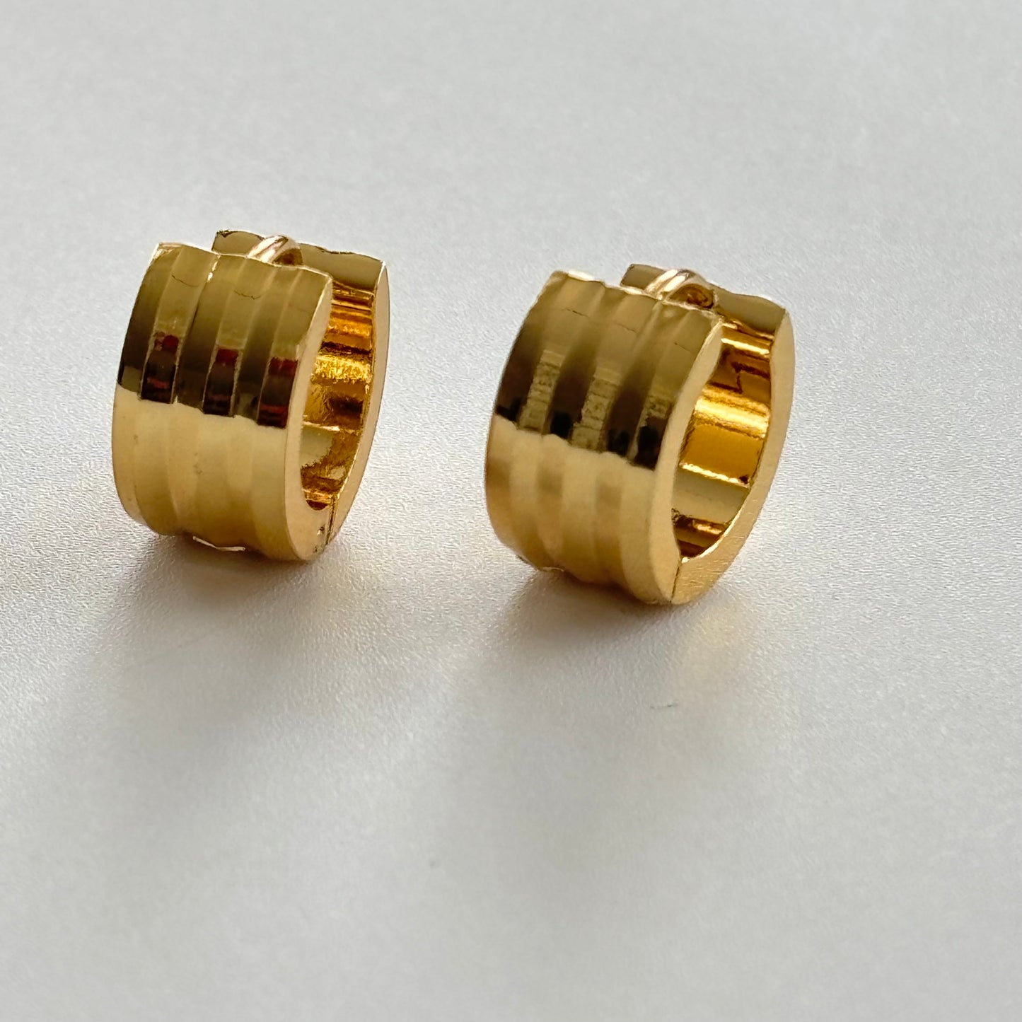 Soho Gold Chunky Ribbed Huggie Hoop Earrings