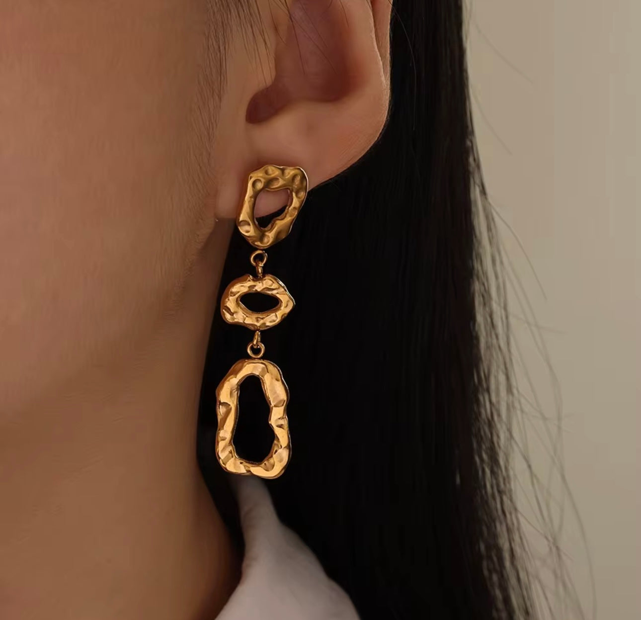 Lulu Vintage Gold Earring
