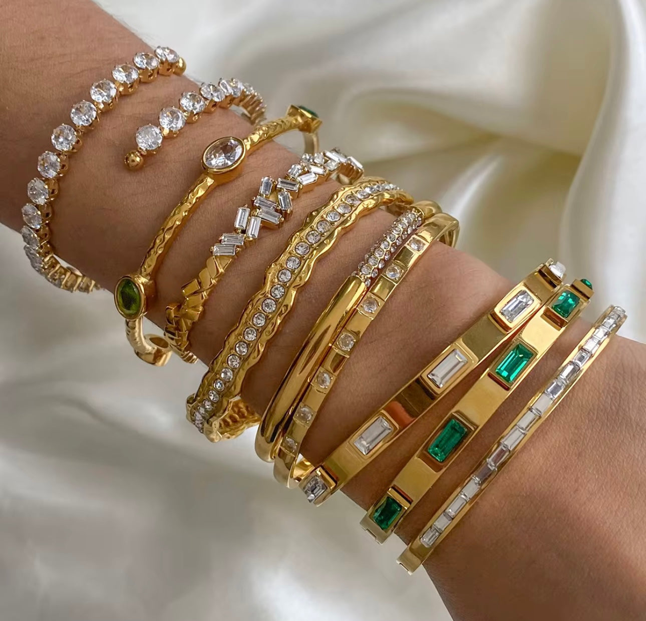 Emerald Gold Bangle Bracelet