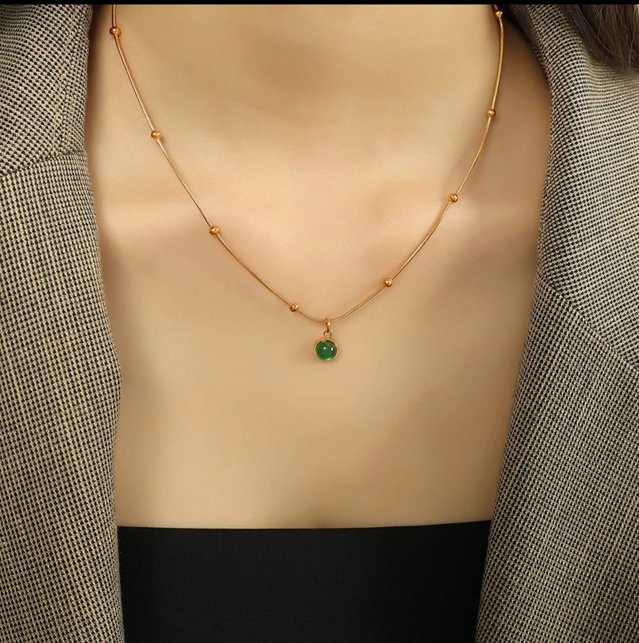 Parisian Emerald Green Necklace