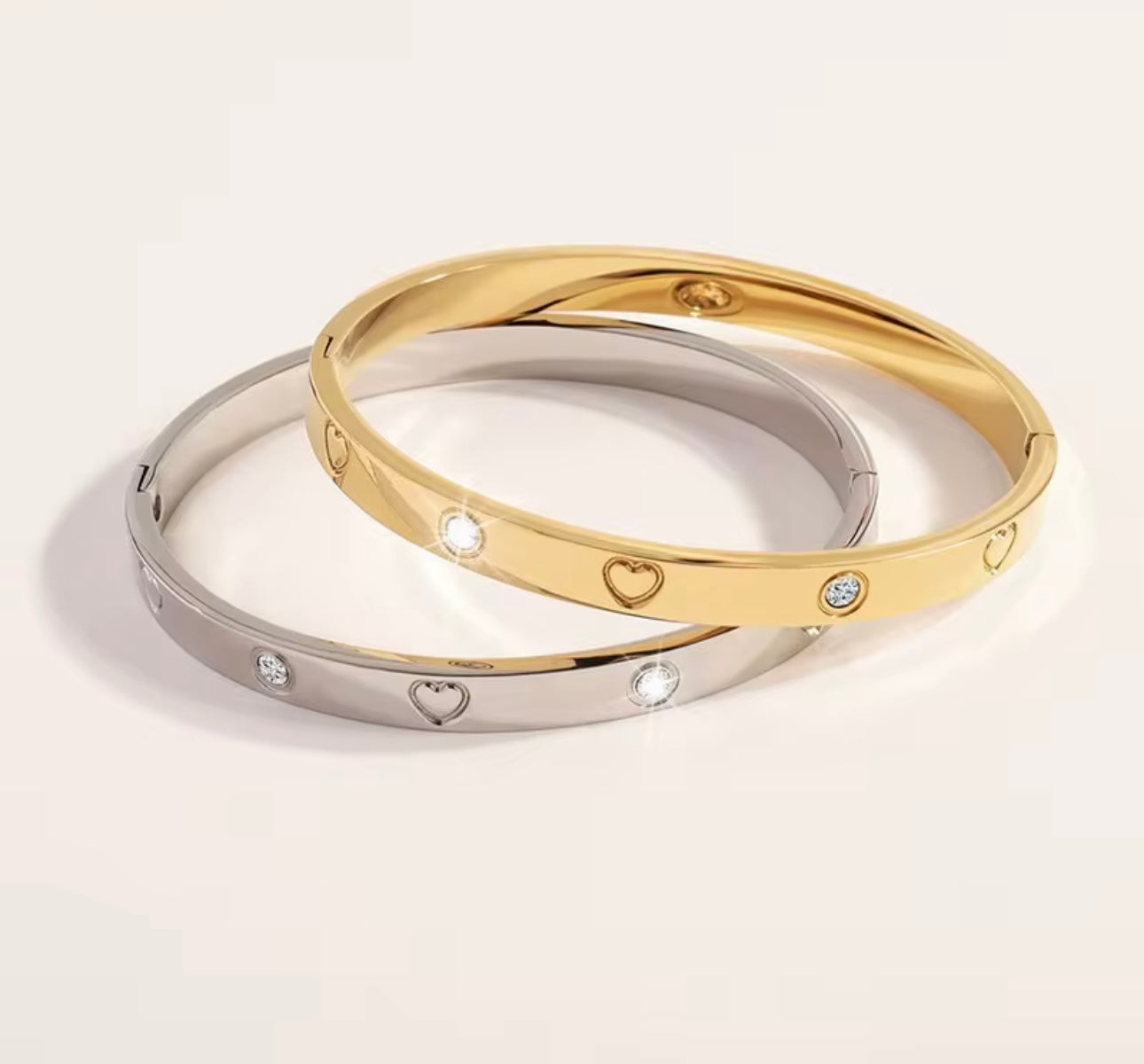Amare Heart Bangle Bracelet - Silver