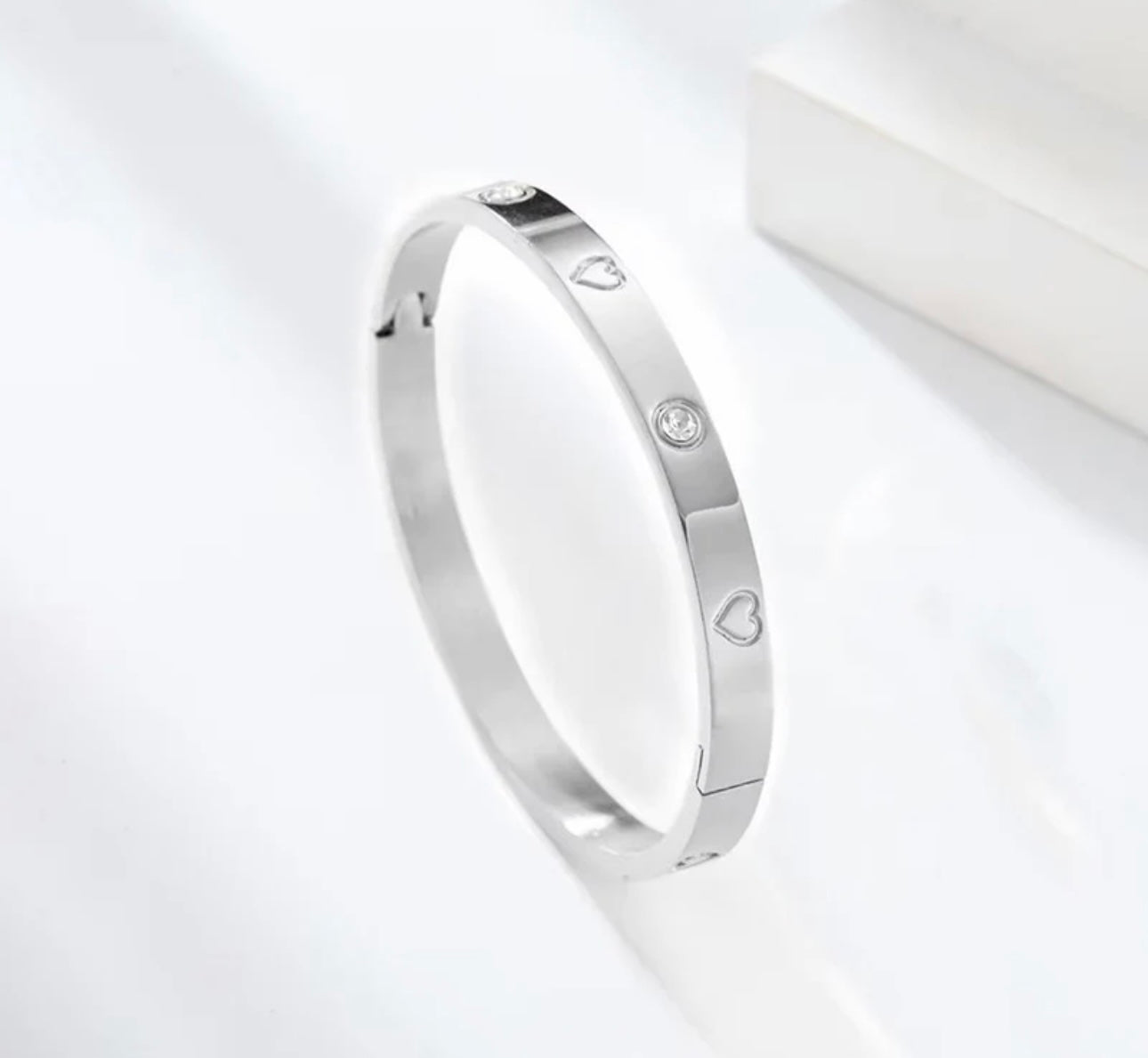 Amare Heart Bangle Bracelet - Silver