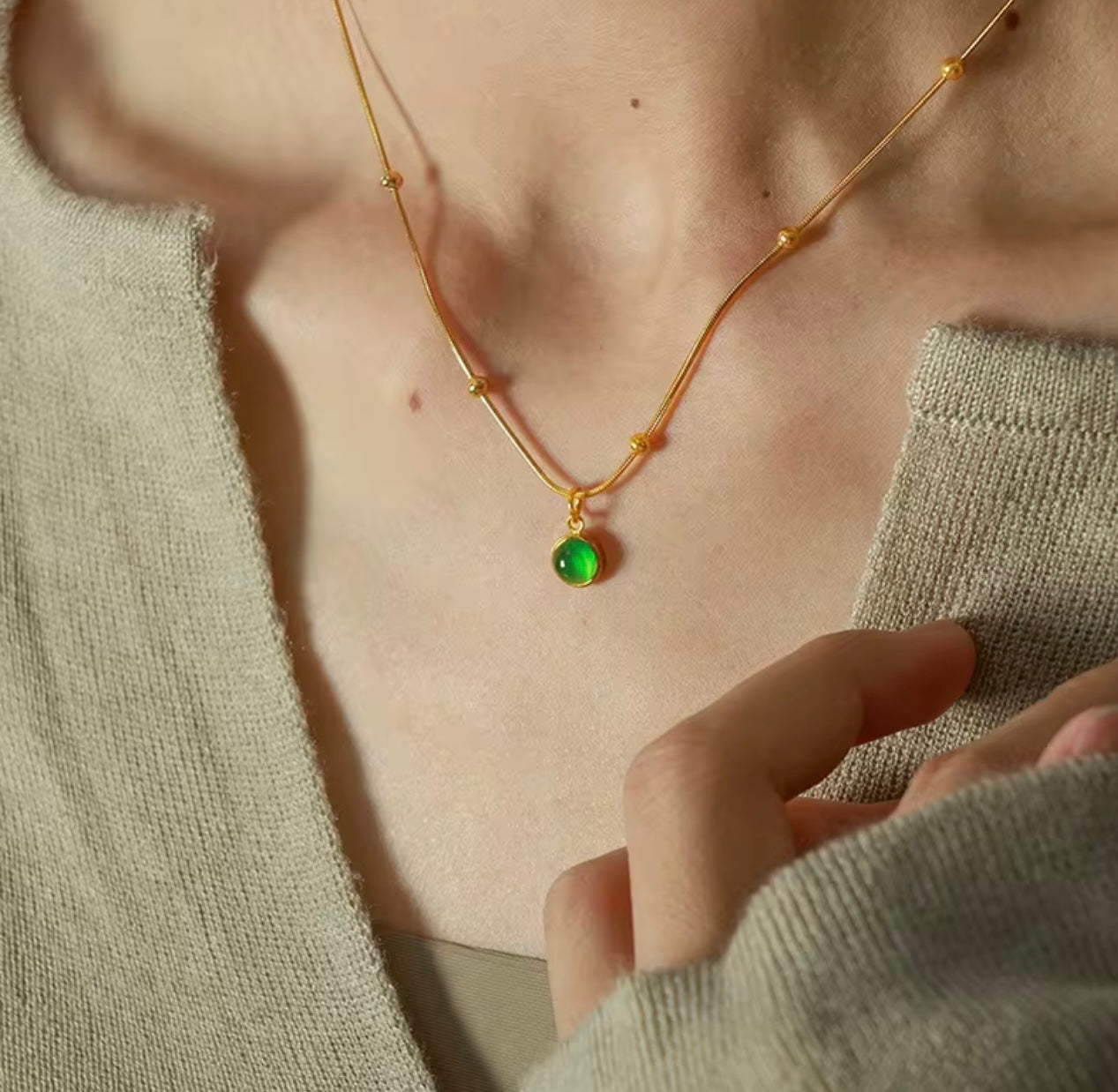 Parisian Emerald Green Necklace