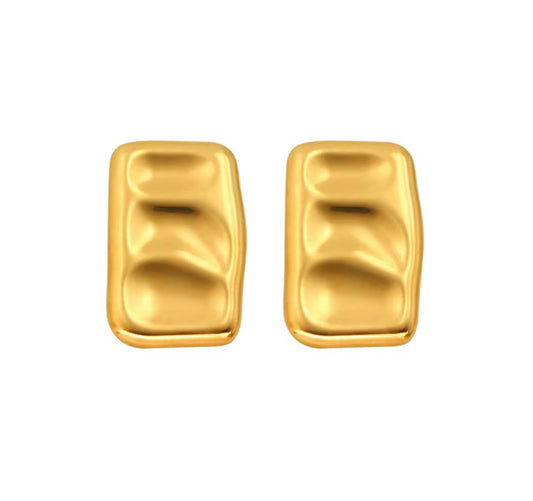 Selena Gold Stud Earrings