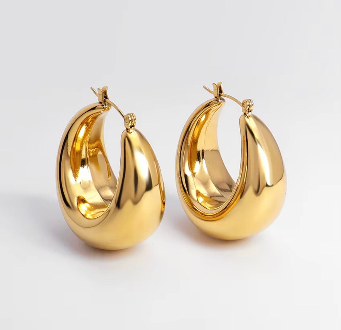 Lumina Chunky Hoop Earrings – Gold & Silver