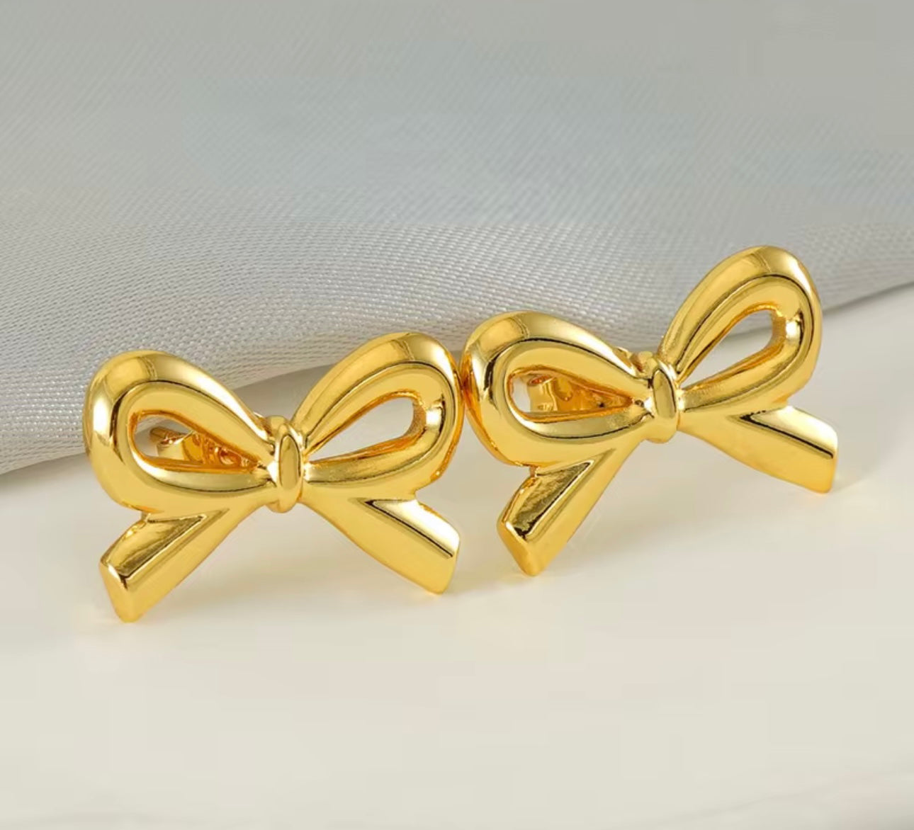 Bella Bow Stud Earrings