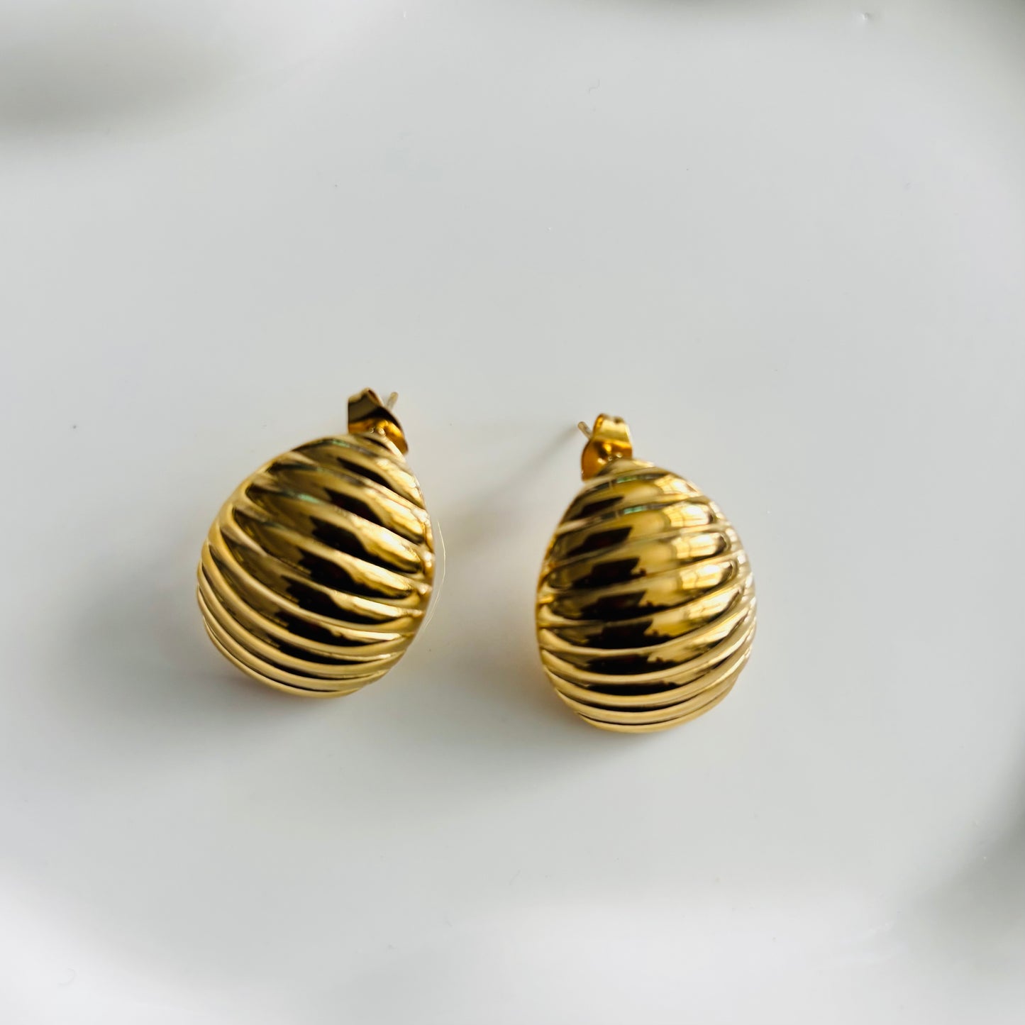 Amira Gold Earrings