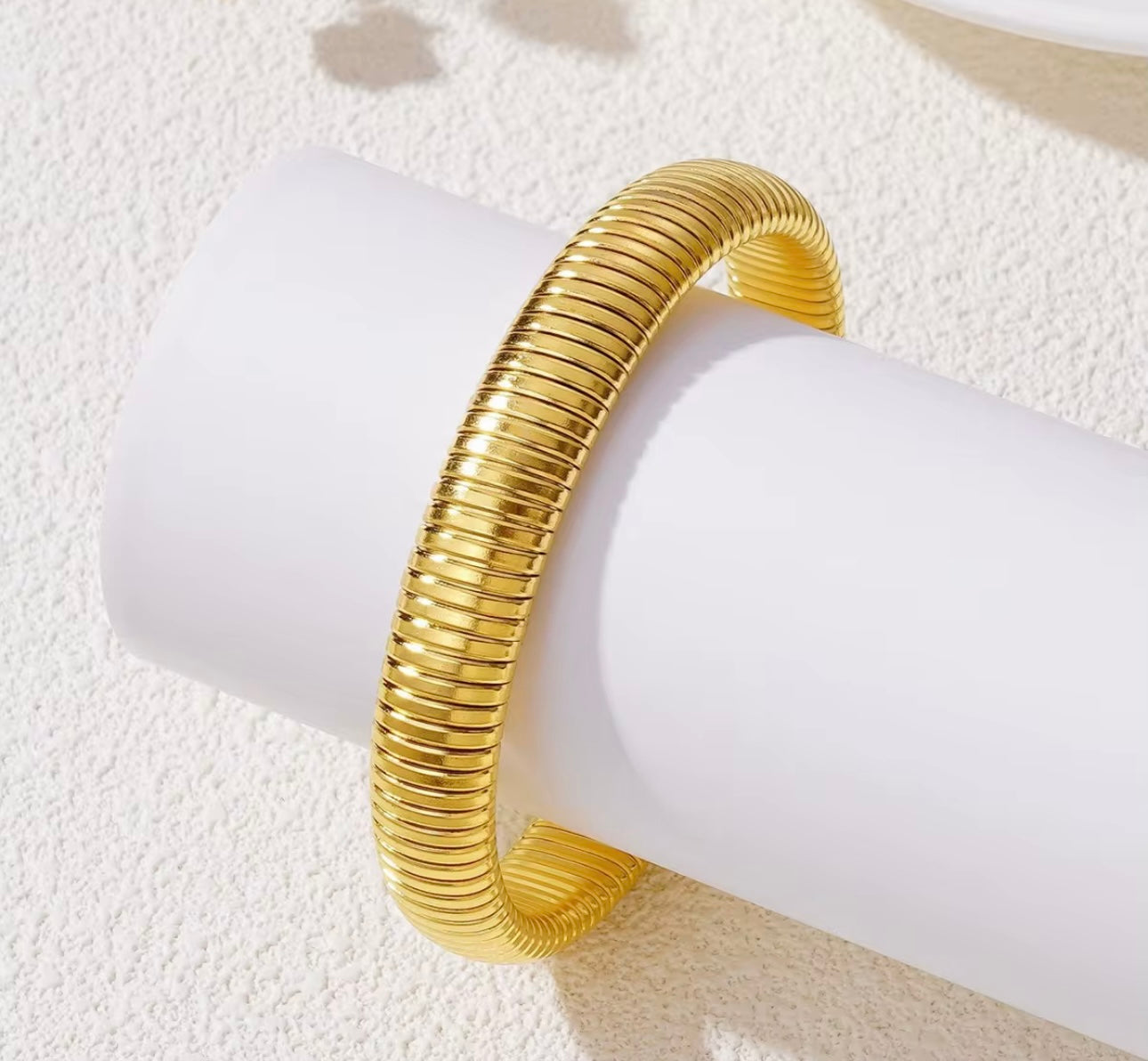 Cobra Gold Bangle Bracelet