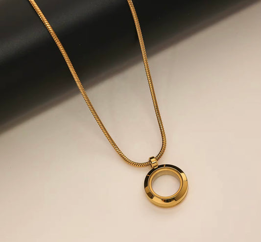 Forever Circle Gold Necklace