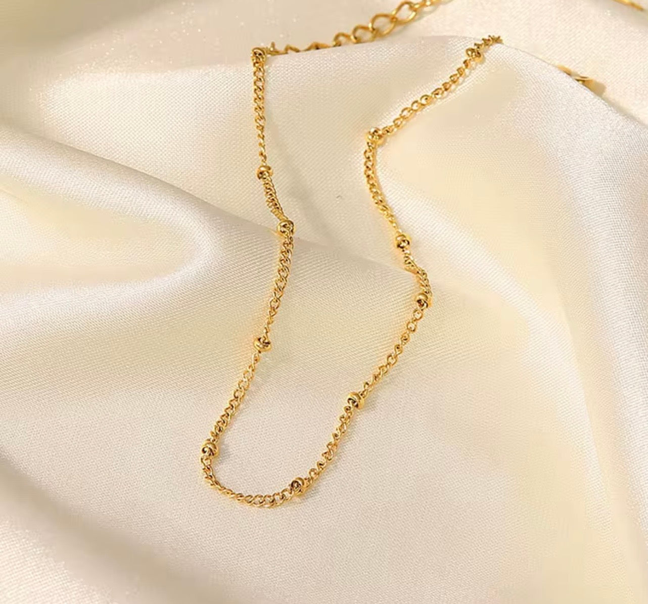 Beyond Glow Gold Beaded Chain Anklet