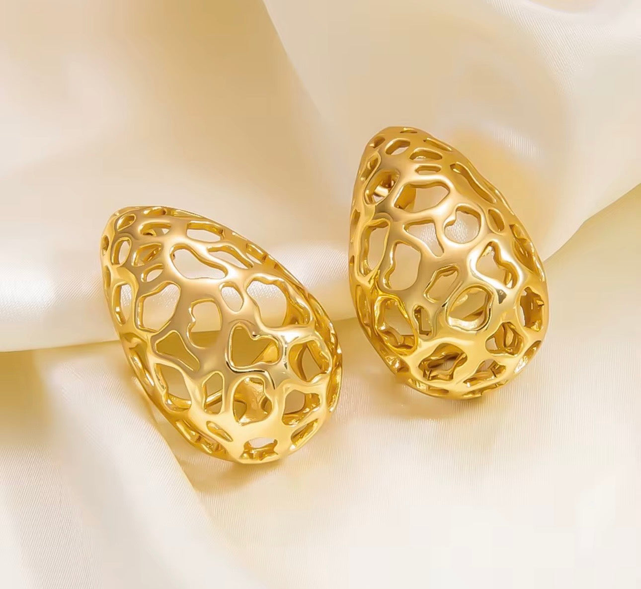 Hollow Teardrop Gold Earrings