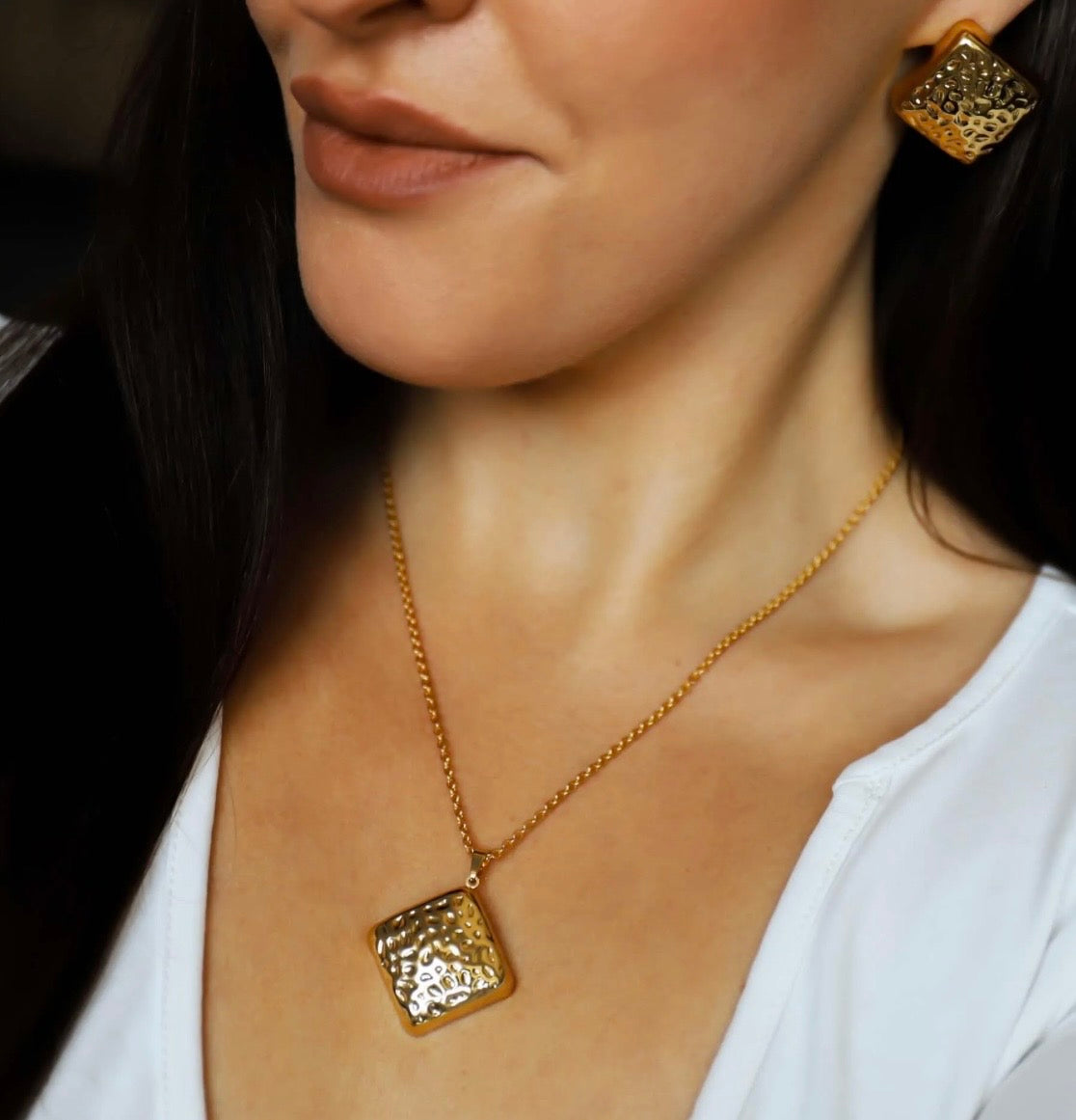 Daisy Square Necklace Set